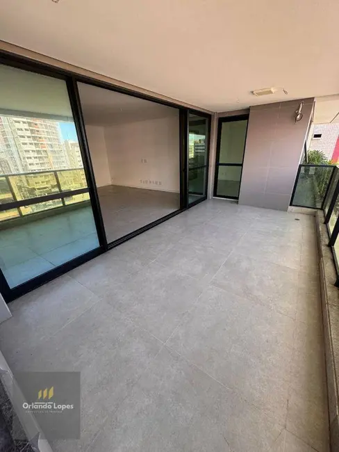 Apartamento com 3 quartos à venda, 228m2 em Ponta Verde, Maceio - AL - imagem 2 Foto 2 de Apartamento com 3 quartos à venda, 228m2 em Ponta Verde, Maceio - AL