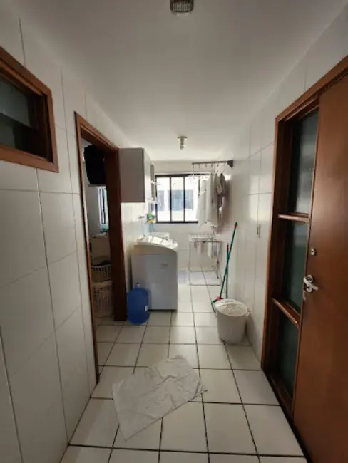 Apartamento com 4 quartos à venda, 165m2 em Ponta Verde, Maceio - AL - imagem 8 Foto 8 de Apartamento com 4 quartos à venda, 165m2 em Ponta Verde, Maceio - AL