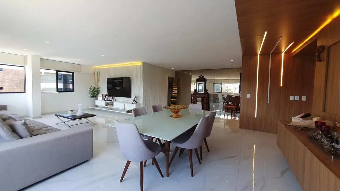 Cobertura com 5 quartos à venda e para alugar, 357m2 em Ponta Verde, Maceio - AL - imagem 3 Foto 3 de Cobertura com 5 quartos à venda e para alugar, 357m2 em Ponta Verde, Maceio - AL
