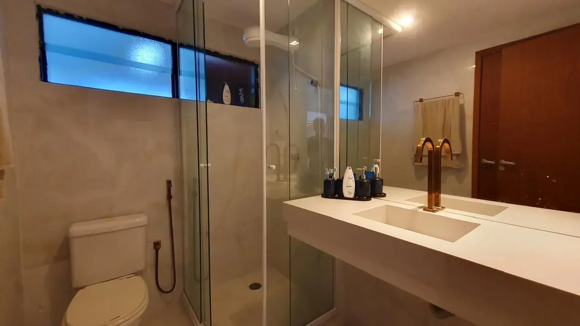 Cobertura com 5 quartos à venda e para alugar, 357m2 em Ponta Verde, Maceio - AL - imagem 6 Foto 6 de Cobertura com 5 quartos à venda e para alugar, 357m2 em Ponta Verde, Maceio - AL