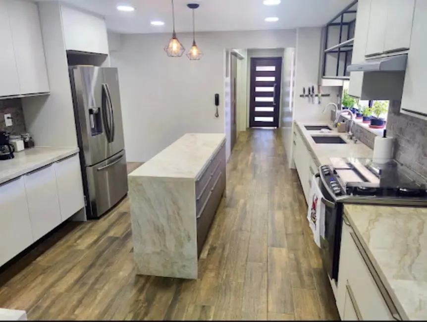 Apartamento com 4 quartos à venda, 270m2 em Ponta Verde, Maceio - AL - imagem 3 Foto 3 de Apartamento com 4 quartos à venda, 270m2 em Ponta Verde, Maceio - AL