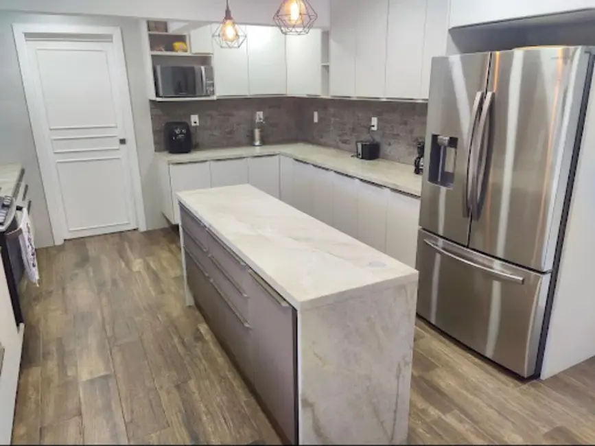 Apartamento com 4 quartos à venda, 270m2 em Ponta Verde, Maceio - AL - imagem 4 Foto 4 de Apartamento com 4 quartos à venda, 270m2 em Ponta Verde, Maceio - AL