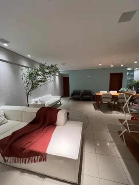 Foto 1 de Apartamento com 4 quartos à venda, 205m2 em Ponta Verde, Maceio - AL