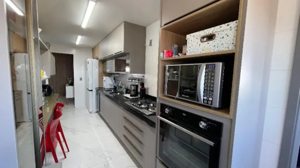 Apartamento com 3 quartos à venda, 124m2 em Ponta Verde, Maceio - AL - imagem 3 Foto 3 de Apartamento com 3 quartos à venda, 124m2 em Ponta Verde, Maceio - AL