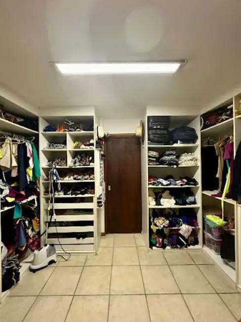 Apartamento com 3 quartos à venda, 191m2 em Ponta Verde, Maceio - AL - imagem 8 Foto 8 de Apartamento com 3 quartos à venda, 191m2 em Ponta Verde, Maceio - AL