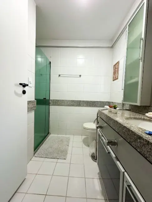 Apartamento com 3 quartos à venda, 160m2 em Ponta Verde, Maceio - AL - imagem 4 Foto 4 de Apartamento com 3 quartos à venda, 160m2 em Ponta Verde, Maceio - AL