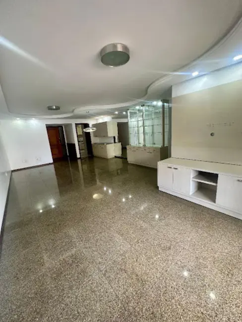 Apartamento com 4 quartos à venda, 156m2 em Ponta Verde, Maceio - AL - imagem 2 Foto 2 de Apartamento com 4 quartos à venda, 156m2 em Ponta Verde, Maceio - AL