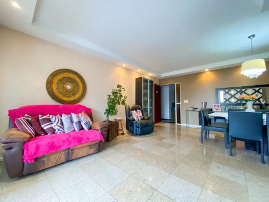 Apartamento com 4 quartos à venda, 140m2 em Ponta Verde, Maceio - AL - imagem 4 Foto 4 de Apartamento com 4 quartos à venda, 140m2 em Ponta Verde, Maceio - AL