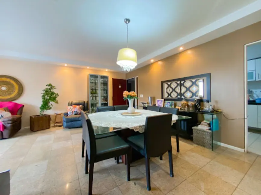 Apartamento com 4 quartos à venda, 140m2 em Ponta Verde, Maceio - AL - imagem 7 Foto 7 de Apartamento com 4 quartos à venda, 140m2 em Ponta Verde, Maceio - AL