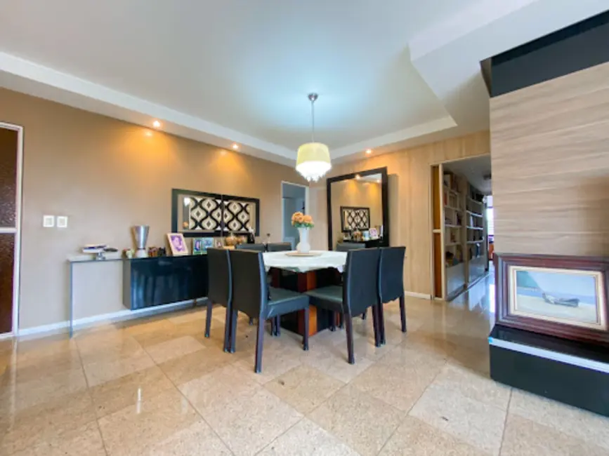 Apartamento com 4 quartos à venda, 140m2 em Ponta Verde, Maceio - AL - imagem 6 Foto 6 de Apartamento com 4 quartos à venda, 140m2 em Ponta Verde, Maceio - AL