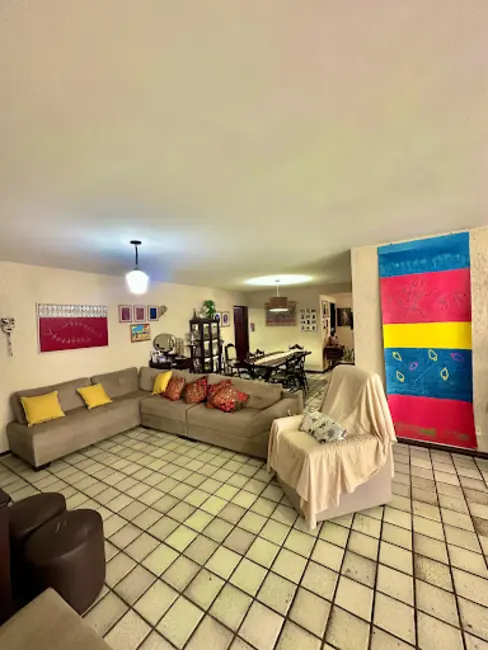 Foto 2 de Apartamento com 4 quartos à venda, 268m2 em Ponta Verde, Maceio - AL