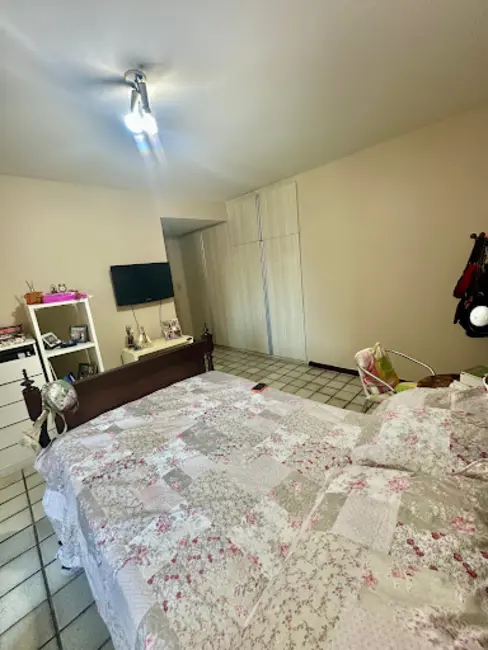 Apartamento com 4 quartos à venda, 268m2 em Ponta Verde, Maceio - AL - imagem 5 Foto 5 de Apartamento com 4 quartos à venda, 268m2 em Ponta Verde, Maceio - AL