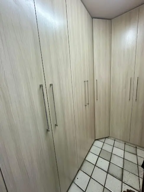 Apartamento com 4 quartos à venda, 268m2 em Ponta Verde, Maceio - AL - imagem 4 Foto 4 de Apartamento com 4 quartos à venda, 268m2 em Ponta Verde, Maceio - AL