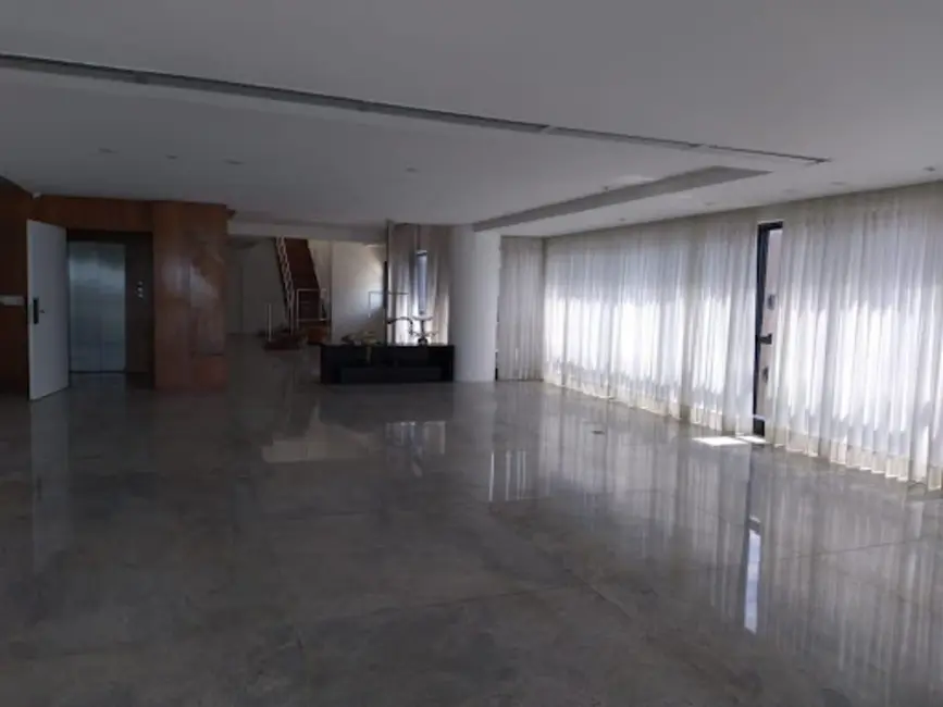 Cobertura com 4 quartos à venda, 637m2 em Jatiúca, Maceio - AL - imagem 9 Foto 9 de Cobertura com 4 quartos à venda, 637m2 em Jatiúca, Maceio - AL