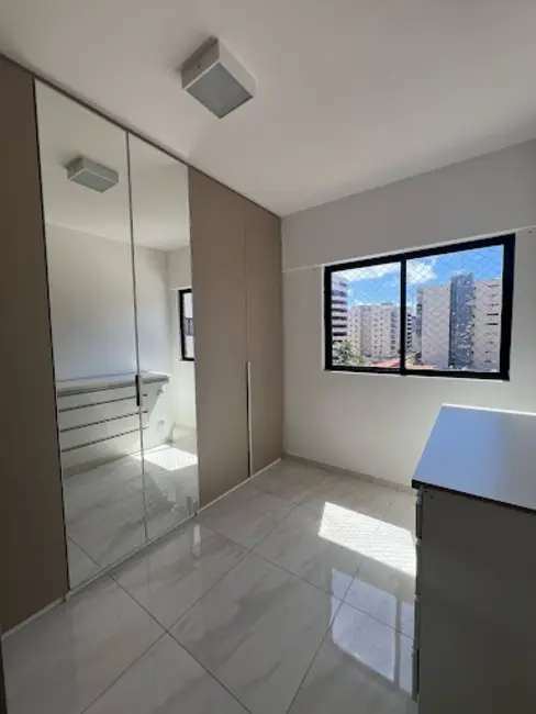 Apartamento com 3 quartos à venda, 92m2 em Ponta Verde, Maceio - AL - imagem 6 Foto 6 de Apartamento com 3 quartos à venda, 92m2 em Ponta Verde, Maceio - AL