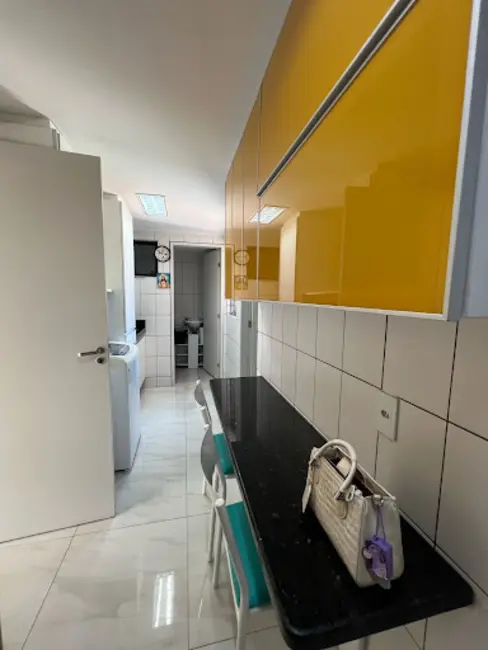 Apartamento com 3 quartos à venda, 92m2 em Ponta Verde, Maceio - AL - imagem 4 Foto 4 de Apartamento com 3 quartos à venda, 92m2 em Ponta Verde, Maceio - AL