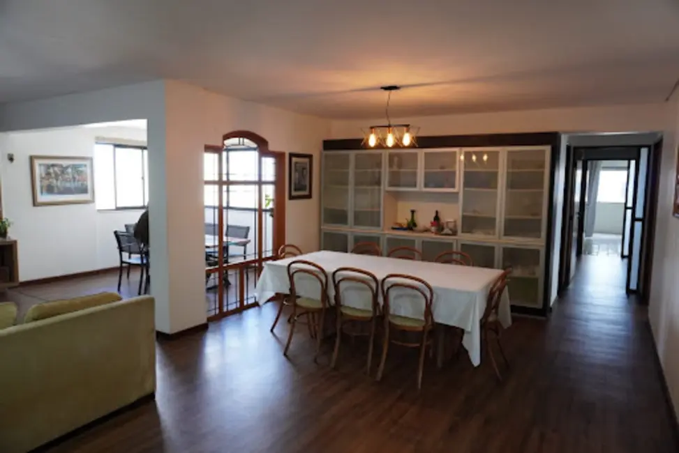 Apartamento com 4 quartos à venda, 180m2 em Farol, Maceio - AL - imagem 5 Foto 5 de Apartamento com 4 quartos à venda, 180m2 em Farol, Maceio - AL