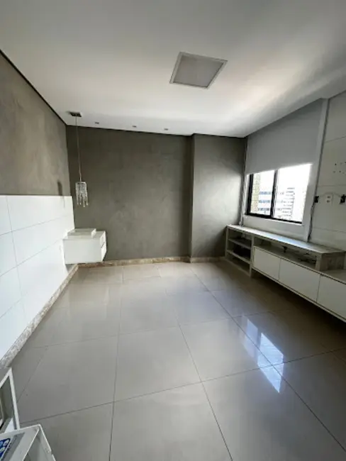 Apartamento com 3 quartos à venda, 160m2 em Ponta Verde, Maceio - AL - imagem 8 Foto 8 de Apartamento com 3 quartos à venda, 160m2 em Ponta Verde, Maceio - AL