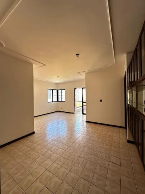 Apartamento com 3 quartos à venda, 118m2 em Jatiúca, Maceio - AL - imagem 8 Foto 8 de Apartamento com 3 quartos à venda, 118m2 em Jatiúca, Maceio - AL