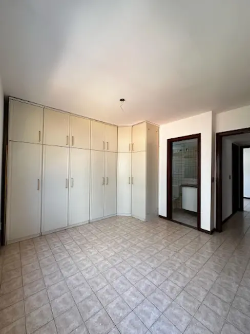 Apartamento com 3 quartos à venda, 118m2 em Jatiúca, Maceio - AL - imagem 4 Foto 4 de Apartamento com 3 quartos à venda, 118m2 em Jatiúca, Maceio - AL