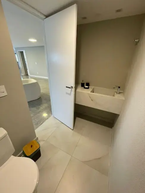 Apartamento com 5 quartos à venda, 299m2 em Ponta Verde, Maceio - AL - imagem 7 Foto 7 de Apartamento com 5 quartos à venda, 299m2 em Ponta Verde, Maceio - AL
