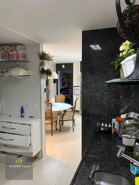 Apartamento com 3 quartos à venda, 147m2 em Ponta Verde, Maceio - AL - imagem 6 Foto 6 de Apartamento com 3 quartos à venda, 147m2 em Ponta Verde, Maceio - AL