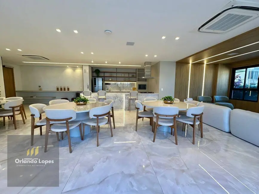 Apartamento com 3 quartos à venda, 171m2 em Ponta Verde, Maceio - AL - imagem 6 Foto 6 de Apartamento com 3 quartos à venda, 171m2 em Ponta Verde, Maceio - AL