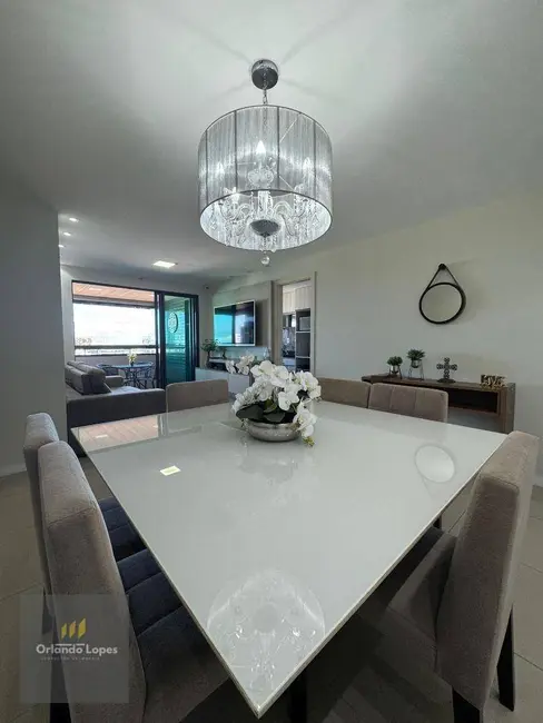 Apartamento com 3 quartos à venda, 97m2 em Ponta Verde, Maceio - AL - imagem 2 Foto 2 de Apartamento com 3 quartos à venda, 97m2 em Ponta Verde, Maceio - AL