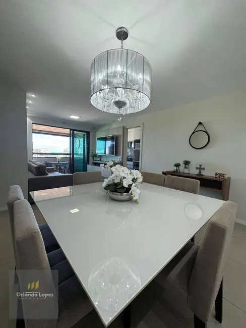 Apartamento com 3 quartos à venda, 97m2 em Ponta Verde, Maceio - AL - imagem 4 Foto 4 de Apartamento com 3 quartos à venda, 97m2 em Ponta Verde, Maceio - AL