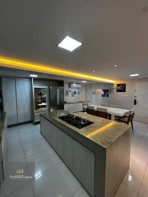 Apartamento com 3 quartos à venda, 119m2 em Ponta Verde, Maceio - AL - imagem 5 Foto 5 de Apartamento com 3 quartos à venda, 119m2 em Ponta Verde, Maceio - AL