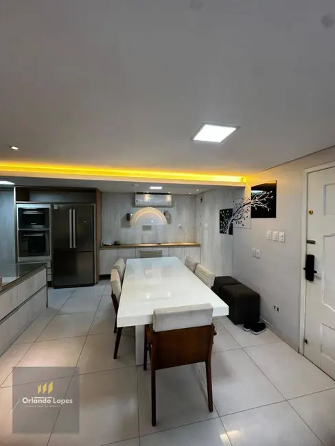 Apartamento com 3 quartos à venda, 119m2 em Ponta Verde, Maceio - AL - imagem 4 Foto 4 de Apartamento com 3 quartos à venda, 119m2 em Ponta Verde, Maceio - AL