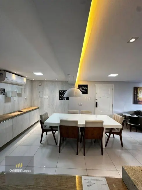 Apartamento com 3 quartos à venda, 119m2 em Ponta Verde, Maceio - AL - imagem 3 Foto 3 de Apartamento com 3 quartos à venda, 119m2 em Ponta Verde, Maceio - AL