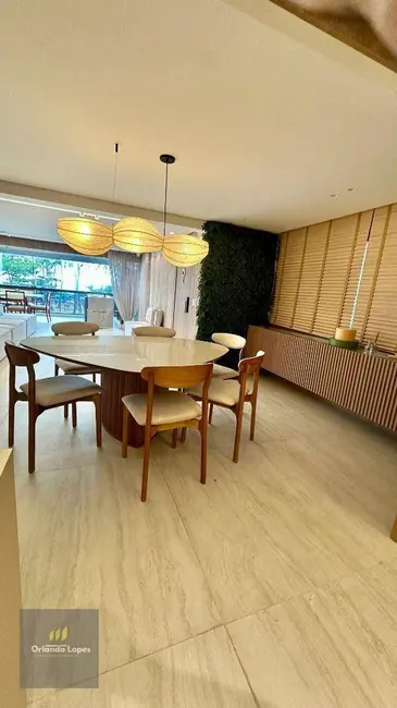 Apartamento com 3 quartos à venda, 256m2 em Pajuçara, Maceio - AL - imagem 9 Foto 9 de Apartamento com 3 quartos à venda, 256m2 em Pajuçara, Maceio - AL