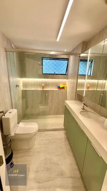 Apartamento com 3 quartos à venda, 256m2 em Pajuçara, Maceio - AL - imagem 8 Foto 8 de Apartamento com 3 quartos à venda, 256m2 em Pajuçara, Maceio - AL