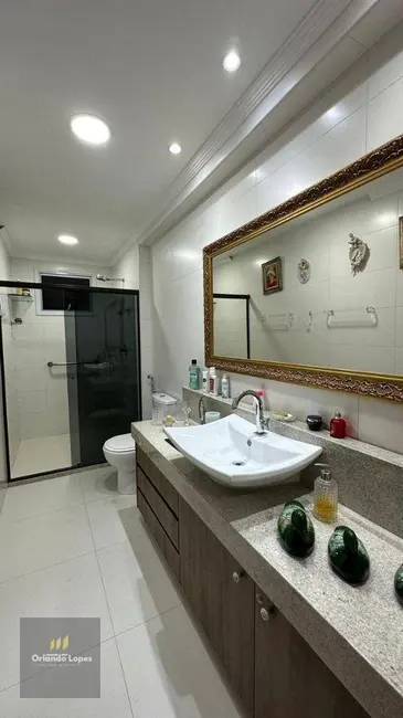 Apartamento com 4 quartos à venda, 258m2 em Cruz das Almas, Maceio - AL - imagem 9 Foto 9 de Apartamento com 4 quartos à venda, 258m2 em Cruz das Almas, Maceio - AL