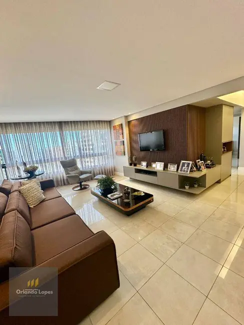 Cobertura com 3 quartos à venda, 255m2 em Ponta Verde, Maceio - AL - imagem 4 Foto 4 de Cobertura com 3 quartos à venda, 255m2 em Ponta Verde, Maceio - AL