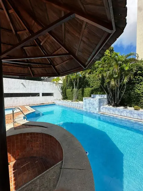 Cobertura com 4 quartos à venda, 238m2 em Farol, Maceio - AL - imagem 7 Foto 7 de Cobertura com 4 quartos à venda, 238m2 em Farol, Maceio - AL