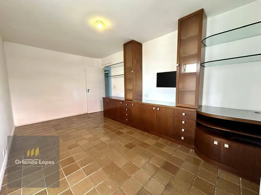 Apartamento com 4 quartos à venda, 190m2 em Ponta Verde, Maceio - AL - imagem 9 Foto 9 de Apartamento com 4 quartos à venda, 190m2 em Ponta Verde, Maceio - AL