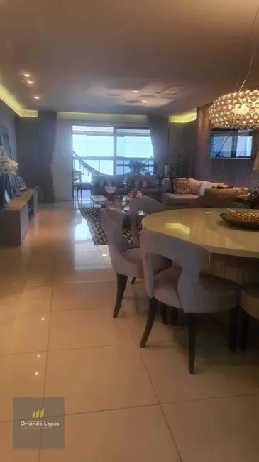 Apartamento com 3 quartos à venda, 179m2 em Jatiúca, Maceio - AL - imagem 3 Foto 3 de Apartamento com 3 quartos à venda, 179m2 em Jatiúca, Maceio - AL