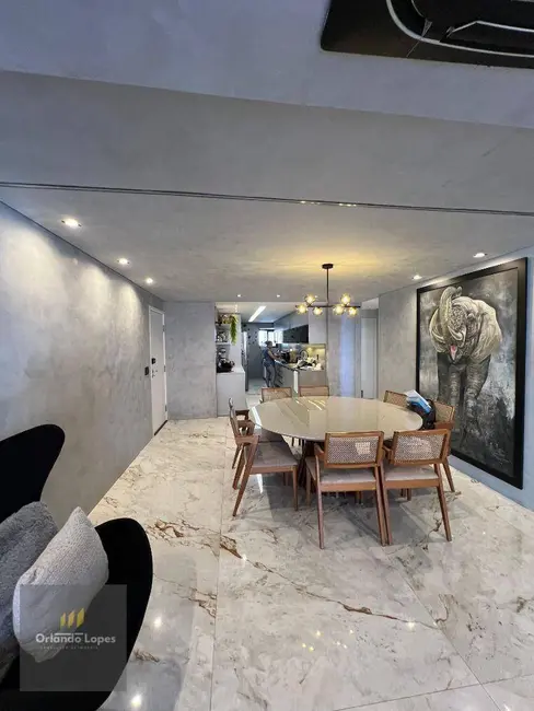 Apartamento com 3 quartos à venda, 160m2 em Ponta Verde, Maceio - AL - imagem 6 Foto 6 de Apartamento com 3 quartos à venda, 160m2 em Ponta Verde, Maceio - AL