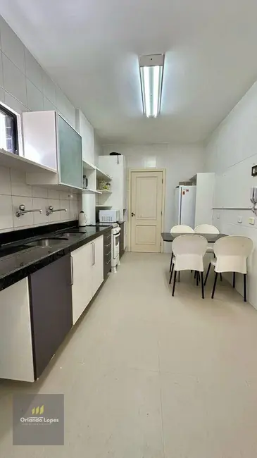 Apartamento com 3 quartos à venda, 134m2 em Ponta Verde, Maceio - AL - imagem 8 Foto 8 de Apartamento com 3 quartos à venda, 134m2 em Ponta Verde, Maceio - AL