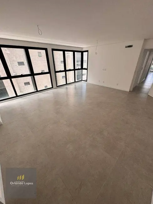 Apartamento com 3 quartos à venda, 228m2 em Ponta Verde, Maceio - AL - imagem 6 Foto 6 de Apartamento com 3 quartos à venda, 228m2 em Ponta Verde, Maceio - AL