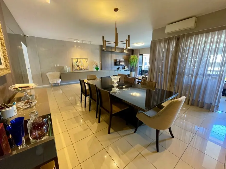Foto 5 de Apartamento com 4 quartos à venda, 230m2 em Ponta Verde, Maceio - AL
