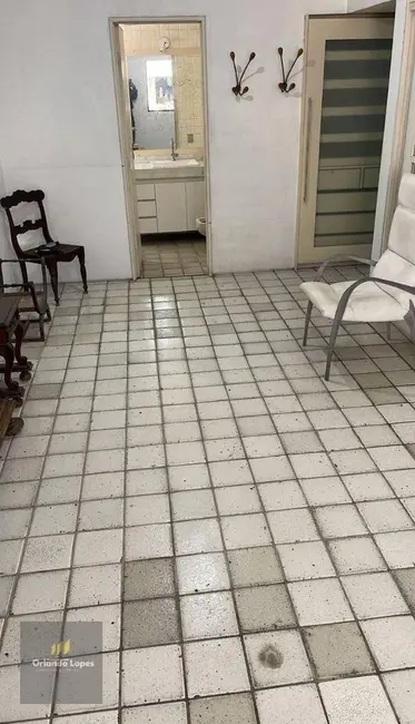 Apartamento com 3 quartos à venda, 200m2 em Ponta Verde, Maceio - AL - imagem 9 Foto 9 de Apartamento com 3 quartos à venda, 200m2 em Ponta Verde, Maceio - AL