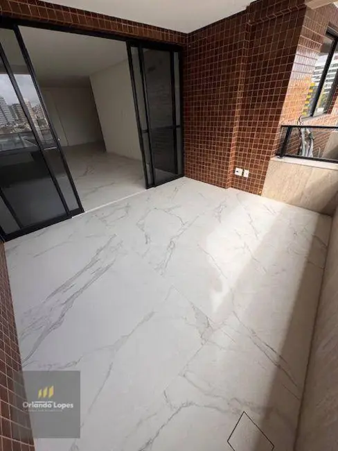 Apartamento com 3 quartos à venda, 147m2 em Ponta Verde, Maceio - AL - imagem 3 Foto 3 de Apartamento com 3 quartos à venda, 147m2 em Ponta Verde, Maceio - AL