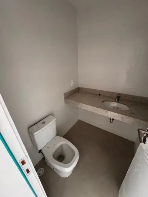 Apartamento com 3 quartos à venda, 136m2 em Ponta Verde, Maceio - AL - imagem 8 Foto 8 de Apartamento com 3 quartos à venda, 136m2 em Ponta Verde, Maceio - AL