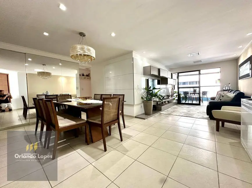 Foto 3 de Apartamento com 3 quartos à venda, 140m2 em Pajuçara, Maceio - AL