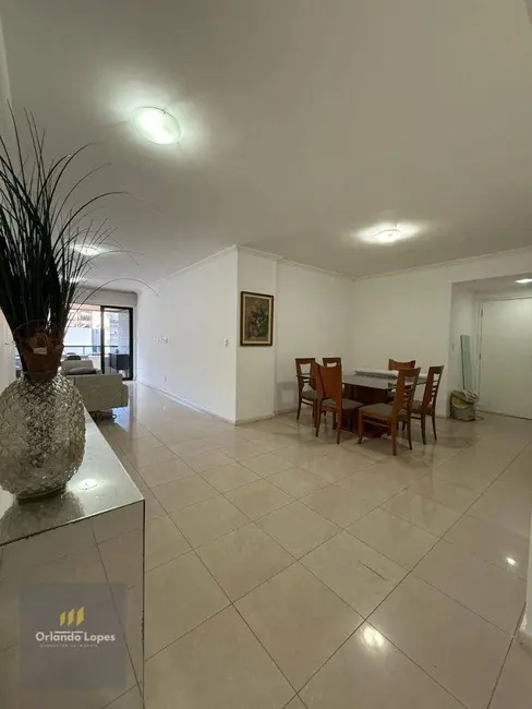 Apartamento com 4 quartos à venda, 169m2 em Ponta Verde, Maceio - AL - imagem 3 Foto 3 de Apartamento com 4 quartos à venda, 169m2 em Ponta Verde, Maceio - AL