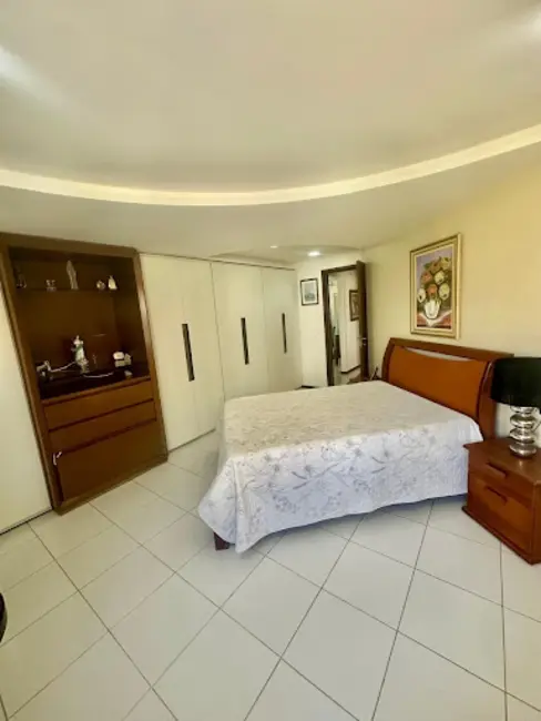 Apartamento com 3 quartos à venda, 138m2 em Ponta Verde, Maceio - AL - imagem 4 Foto 4 de Apartamento com 3 quartos à venda, 138m2 em Ponta Verde, Maceio - AL