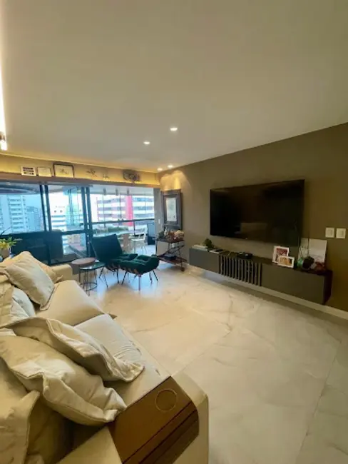 Apartamento com 3 quartos à venda, 153m2 em Ponta Verde, Maceio - AL - imagem 1 Foto 1 de Apartamento com 3 quartos à venda, 153m2 em Ponta Verde, Maceio - AL